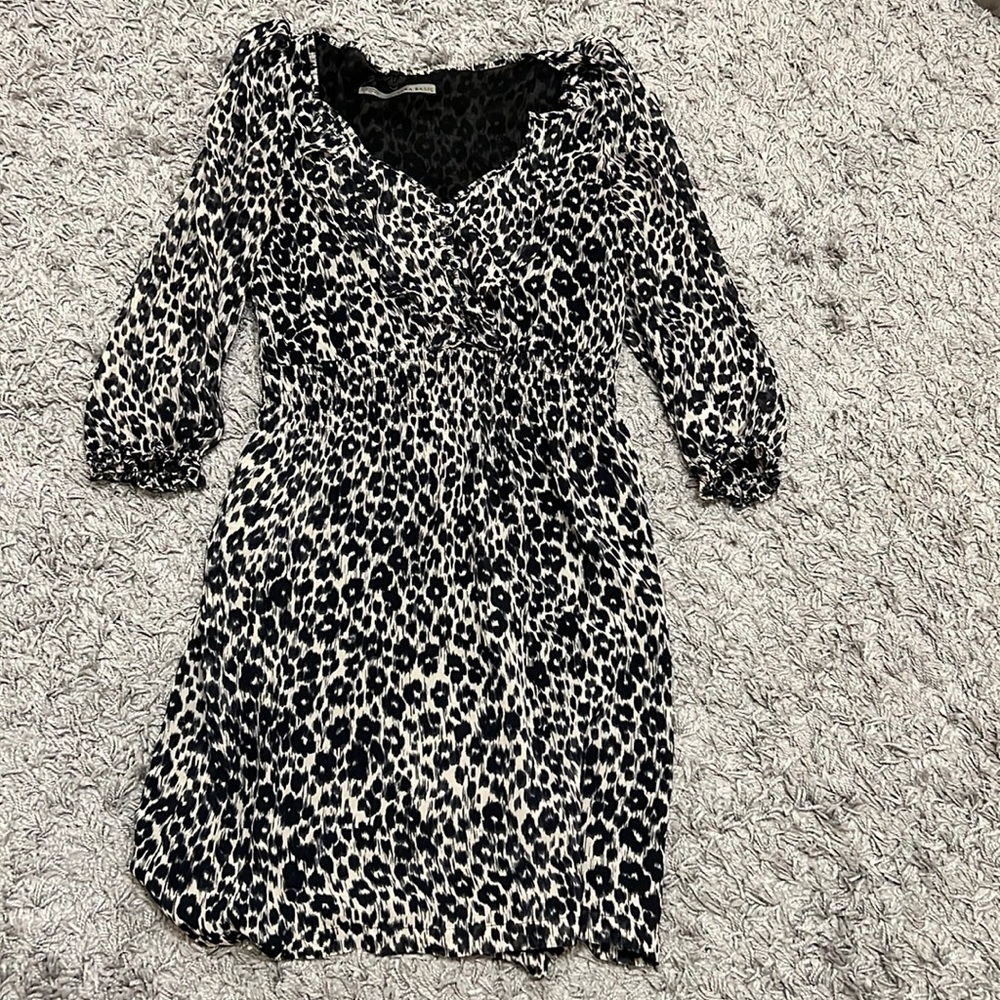 Chiffon. Elasticated waist